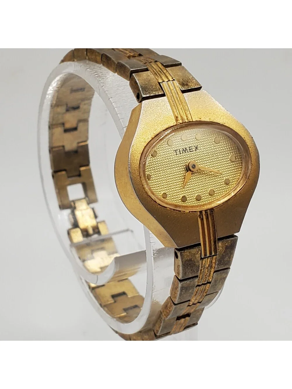 Vintage Timex Mechanical Watch Womens Running 23mm Gold Tone